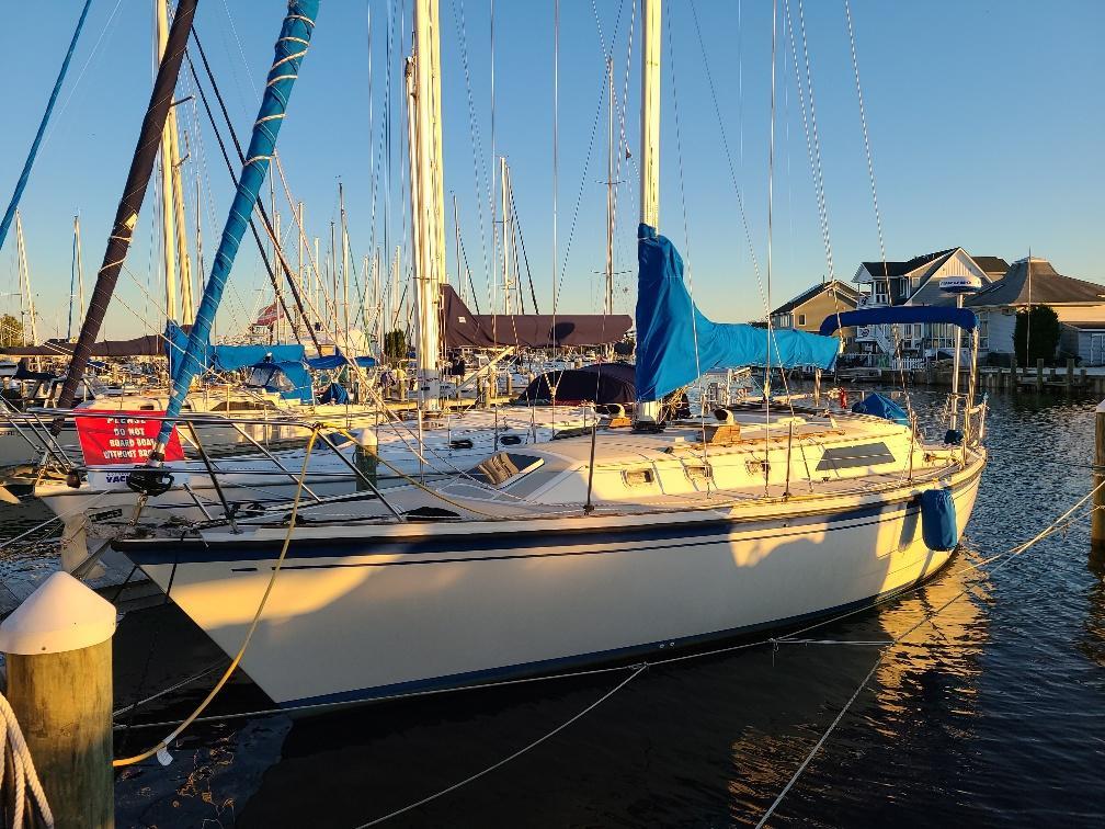 1985 O'Day 35