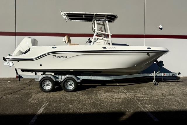 2026 Bayliner Trophy T22CC