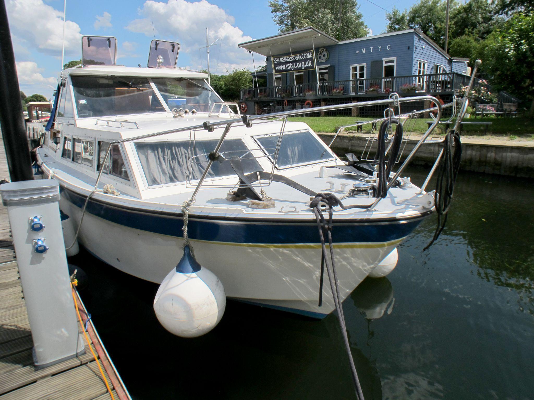 Seamaster 30 boat sale