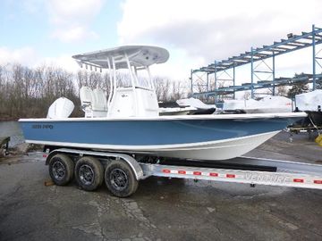2025 Sea Pro 230 Bay