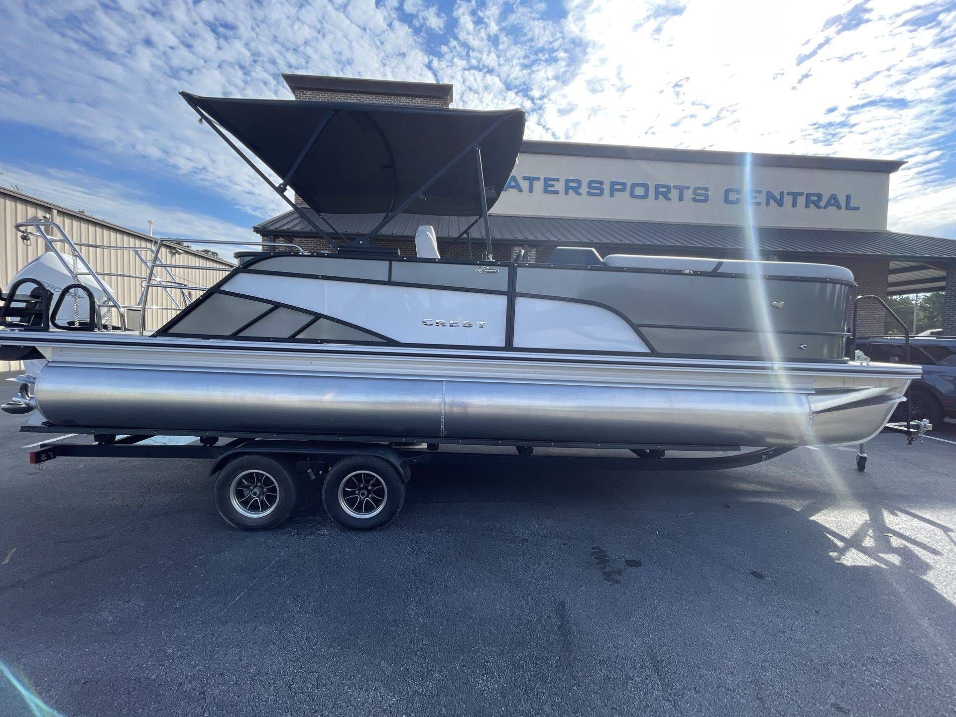 2026 Crest Conquest 250 SLSC