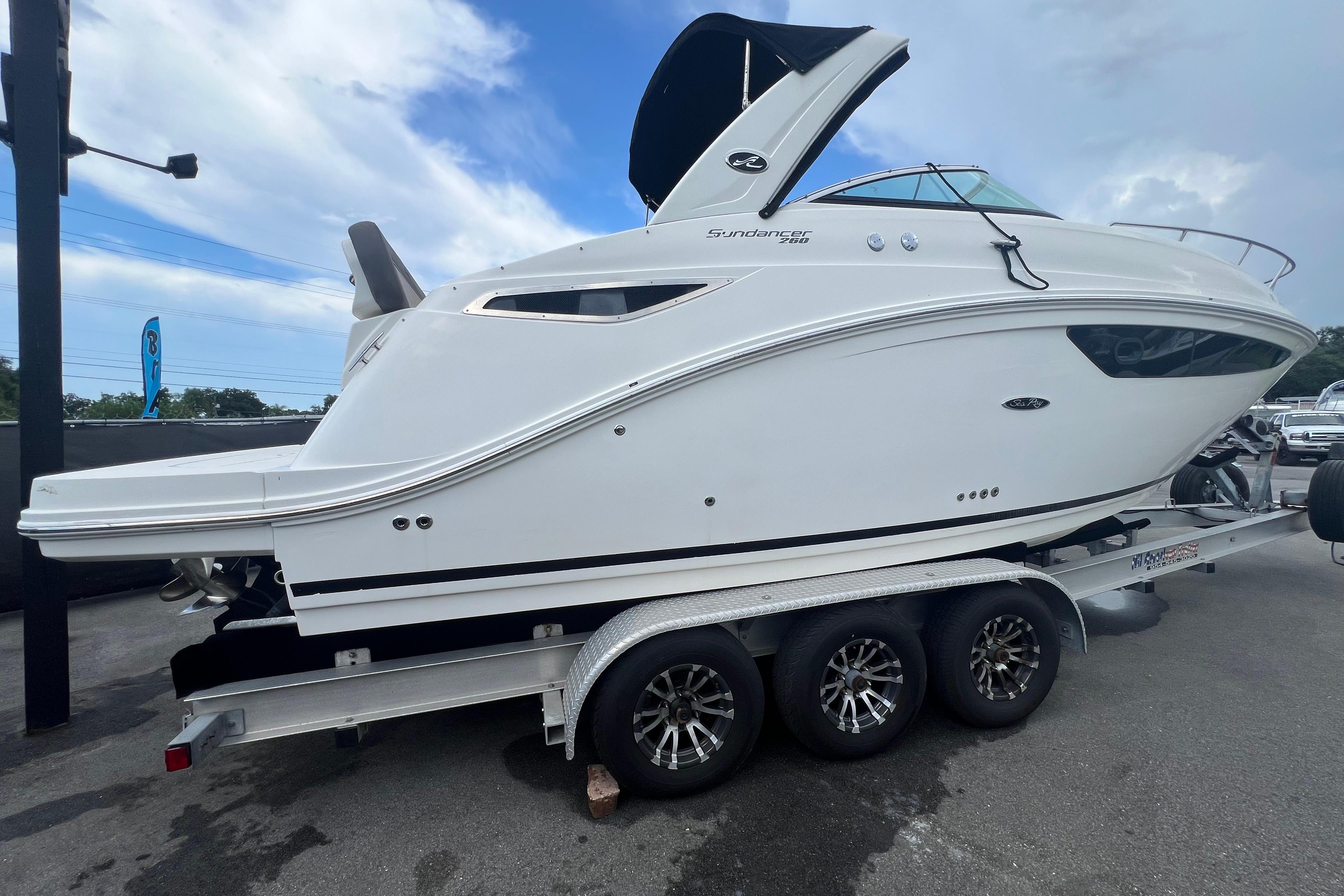 2014 Sea Ray 260 Sundancer