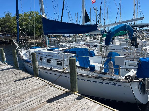 1984 Endeavour Sloop