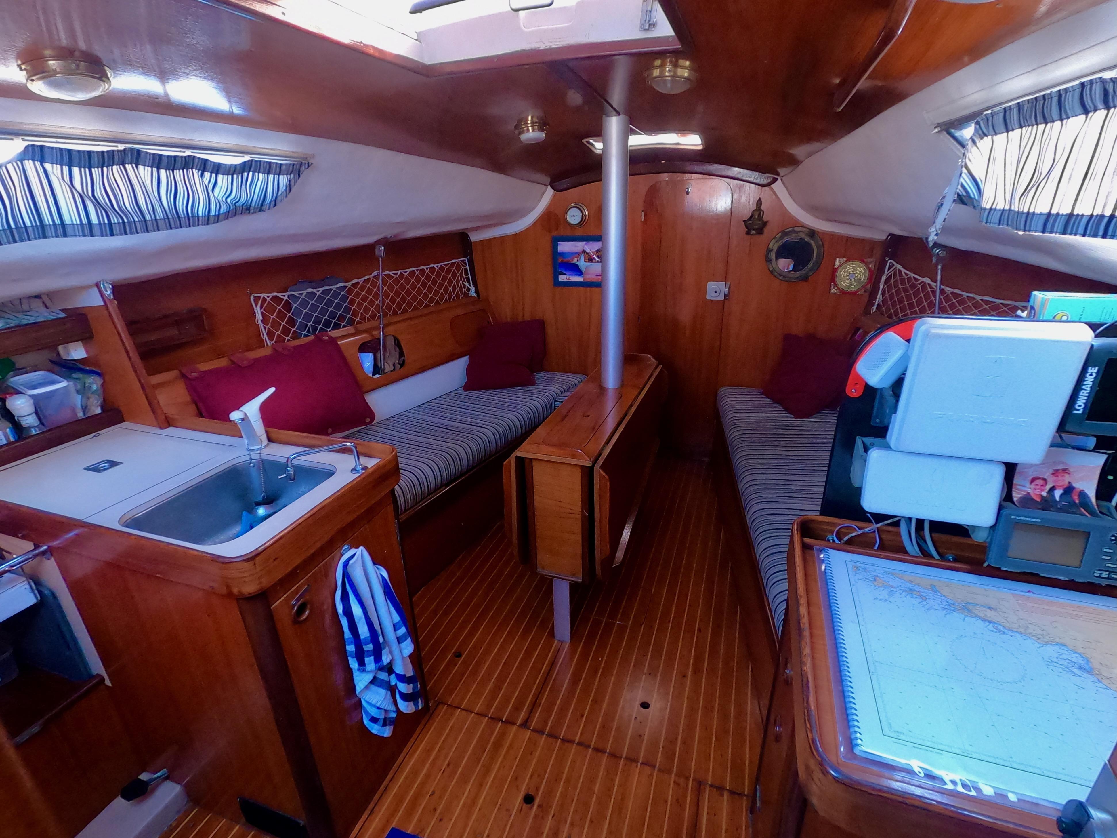 1986 Beneteau First 29