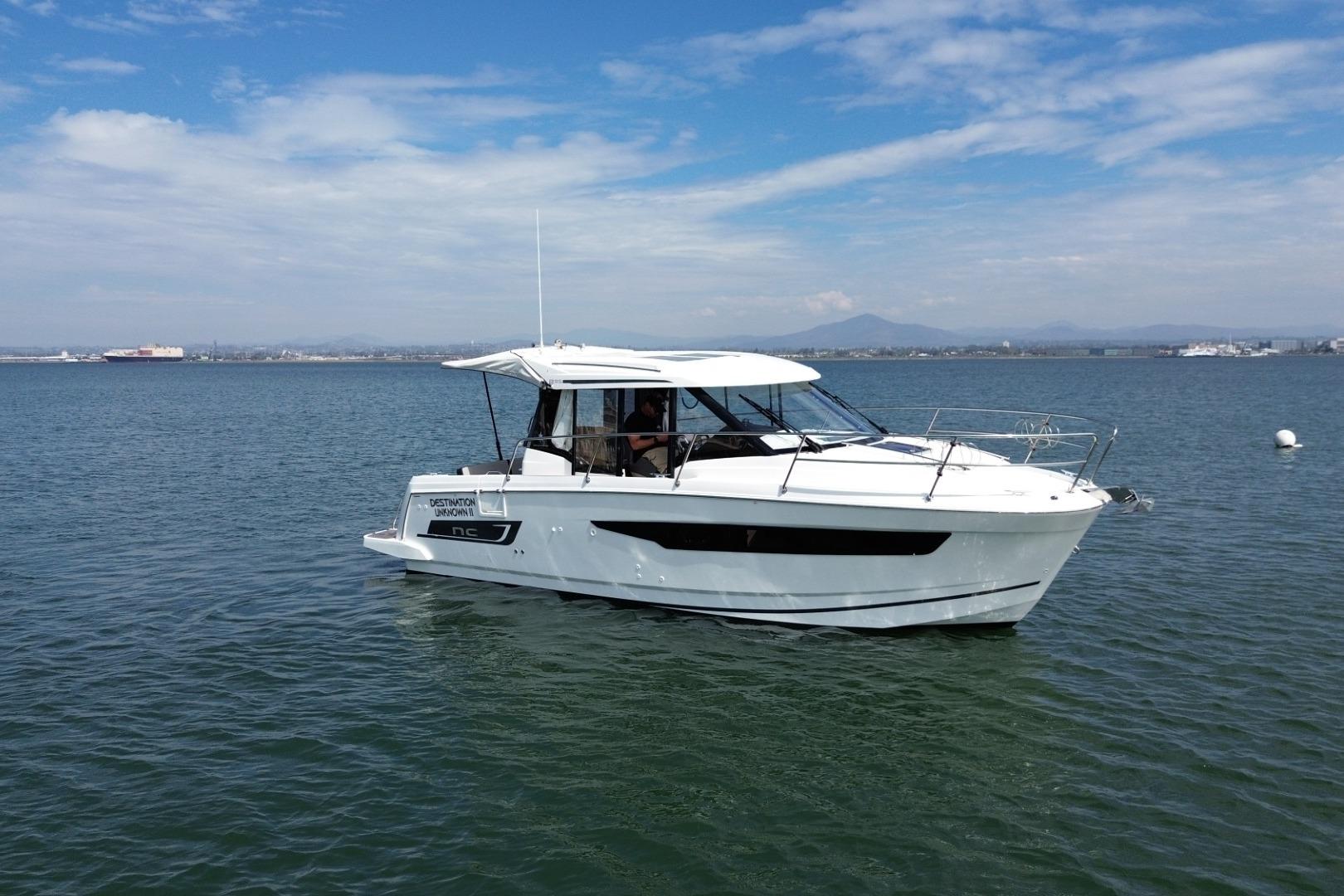 2021 Jeanneau NC895