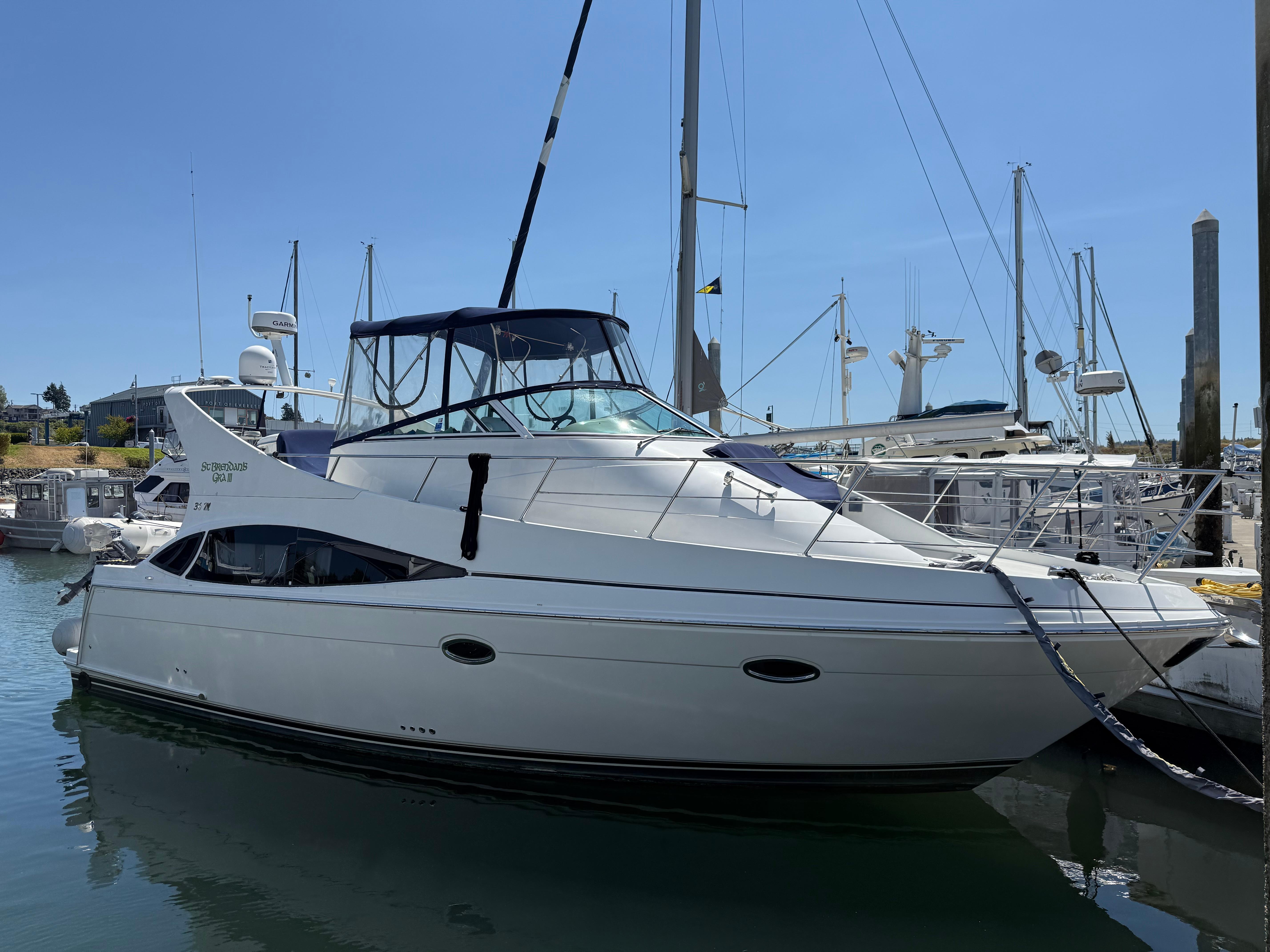 2006 Carver 36 Mariner