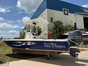 2015 NauticStar 244 XTS