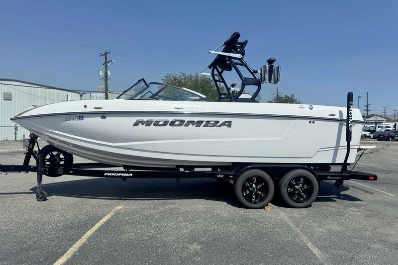2022 Moomba Mojo