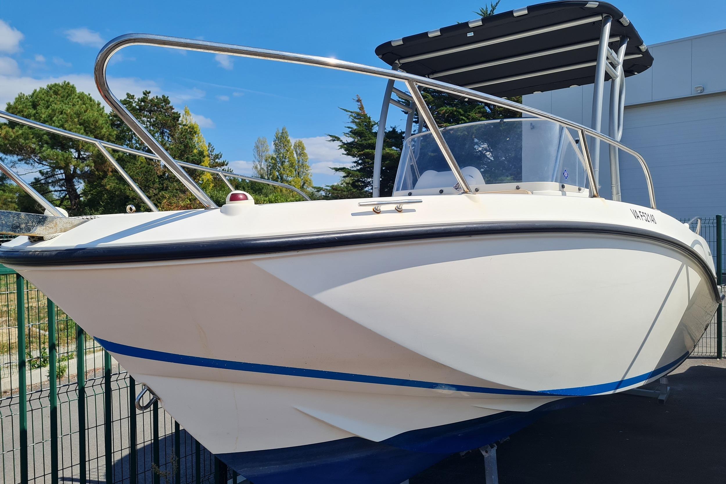 Quicksilver Activ 675 Open Quicksilver Activ 675 Open