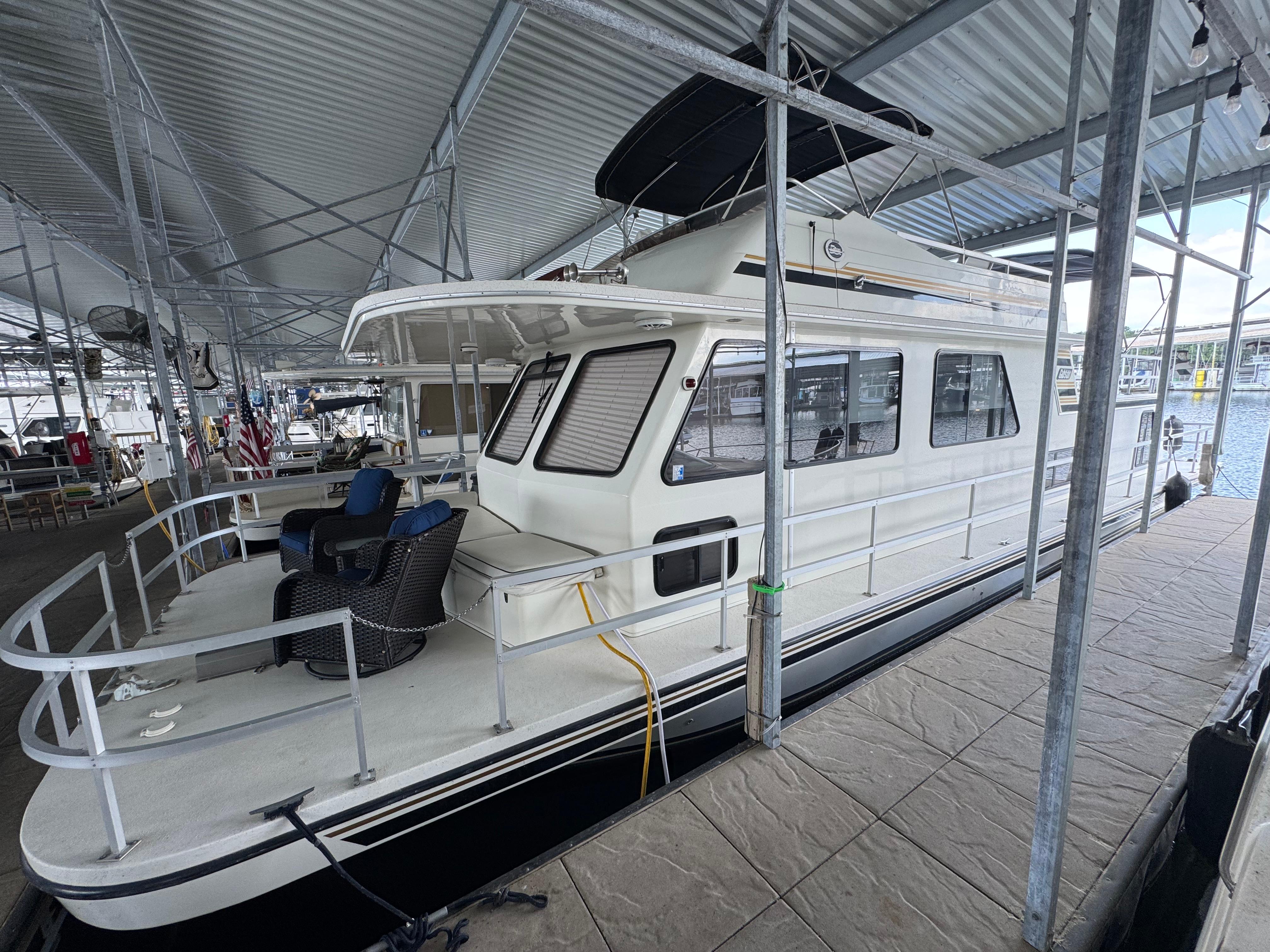 1997 Gibson 50 Cabin Yacht