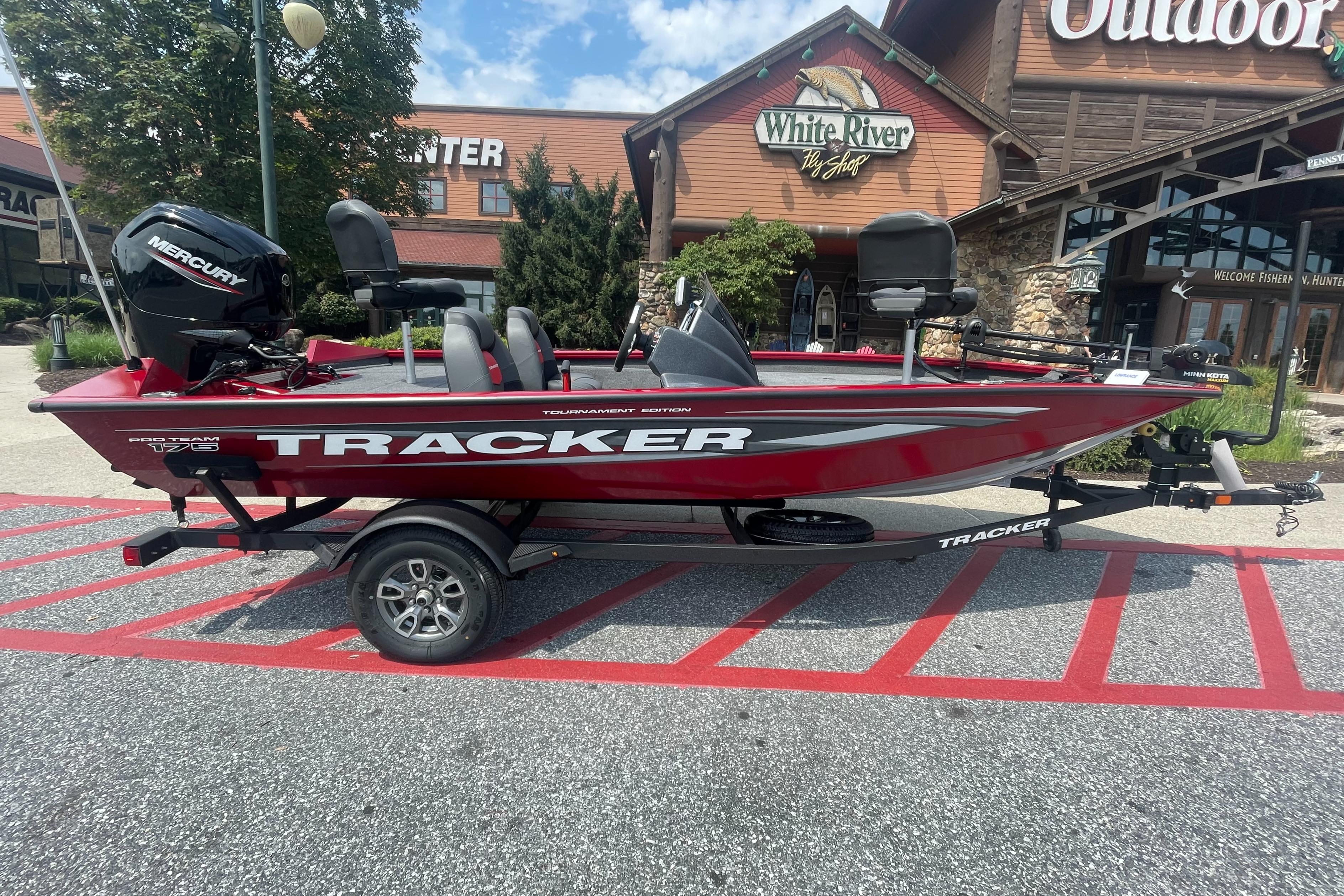 2025 Tracker Pro Team 175