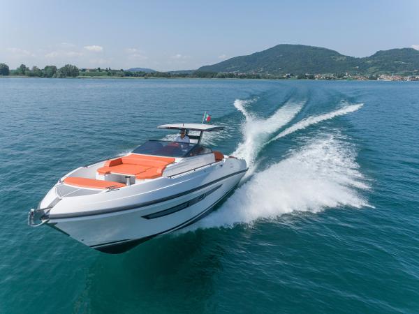 2024 Rio Yachts Daytona 35