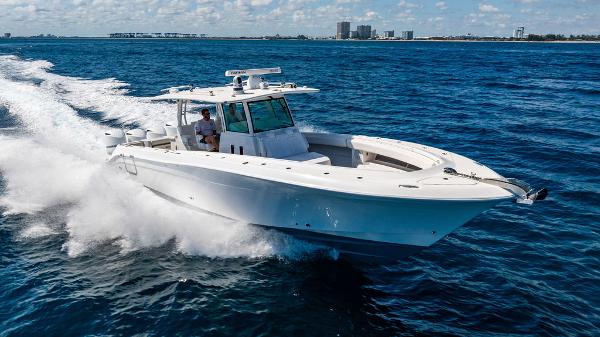 2019 HCB 42 Siesta