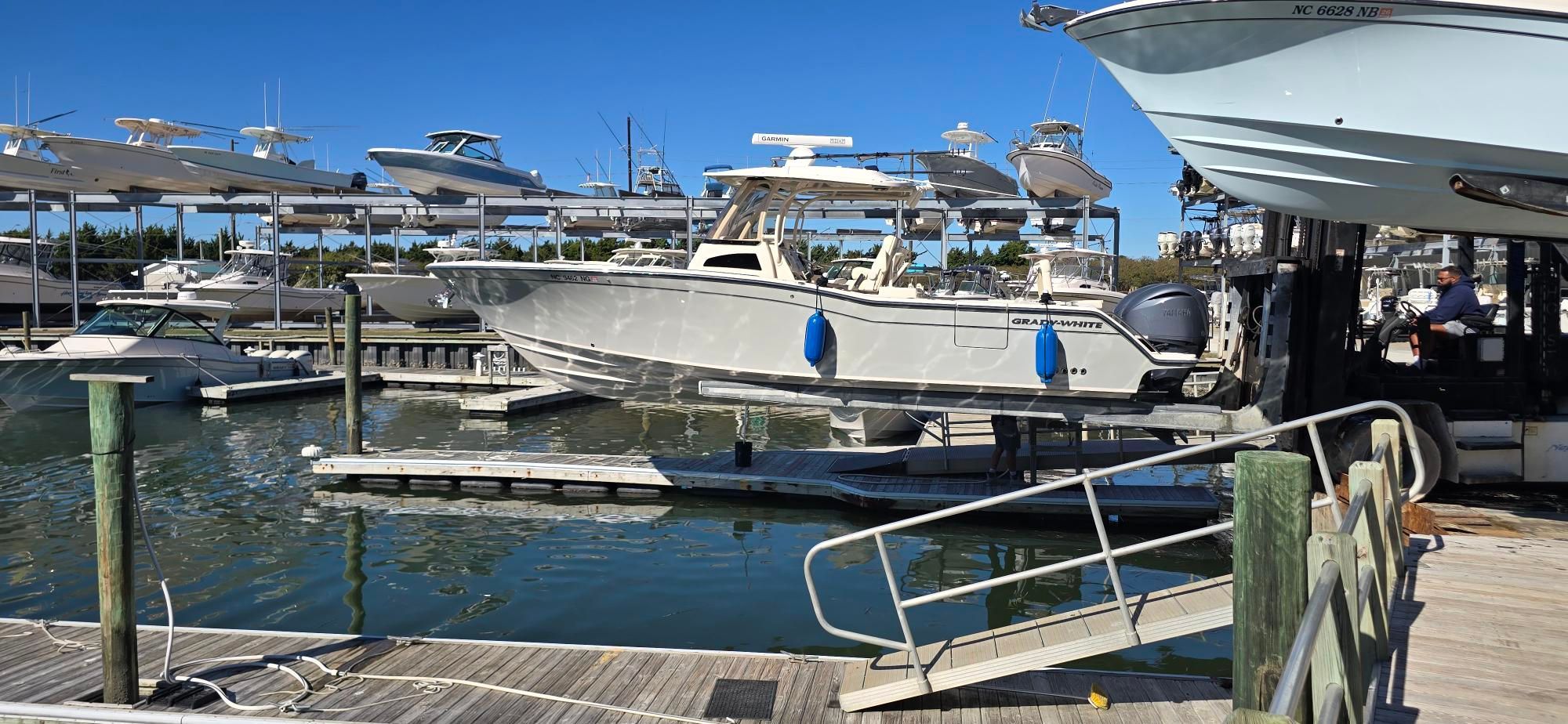 2023 Grady-White Canyon 326