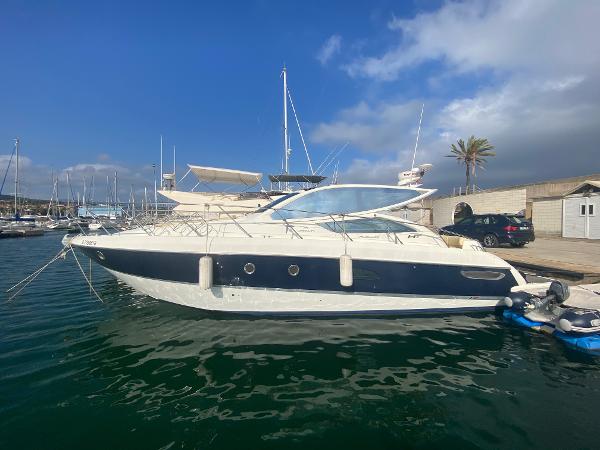 Cranchi Mediterranee 43 HT 2008 Cranchi Mediterranee 43 HT yacht docked in a sunny marina.