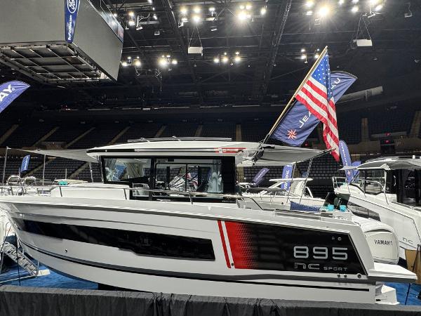 2025 Jeanneau NC 895 Sport Series 2