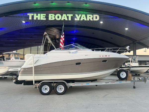 2004 Four Winns 248 Vista