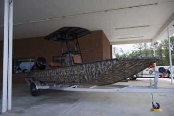 2026 Avid 22 CC Rogue