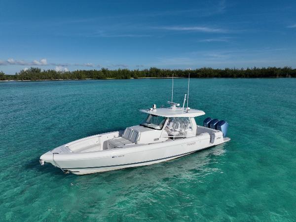 2023 Intrepid 427 Nomad SE