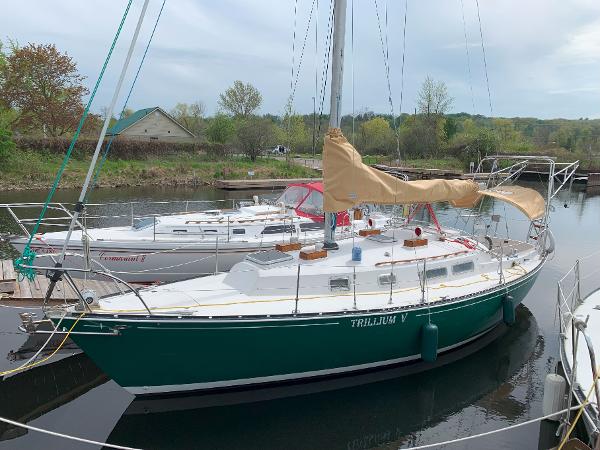 1977 Ontario Yachts 32