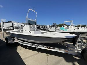 Majek 18 M2