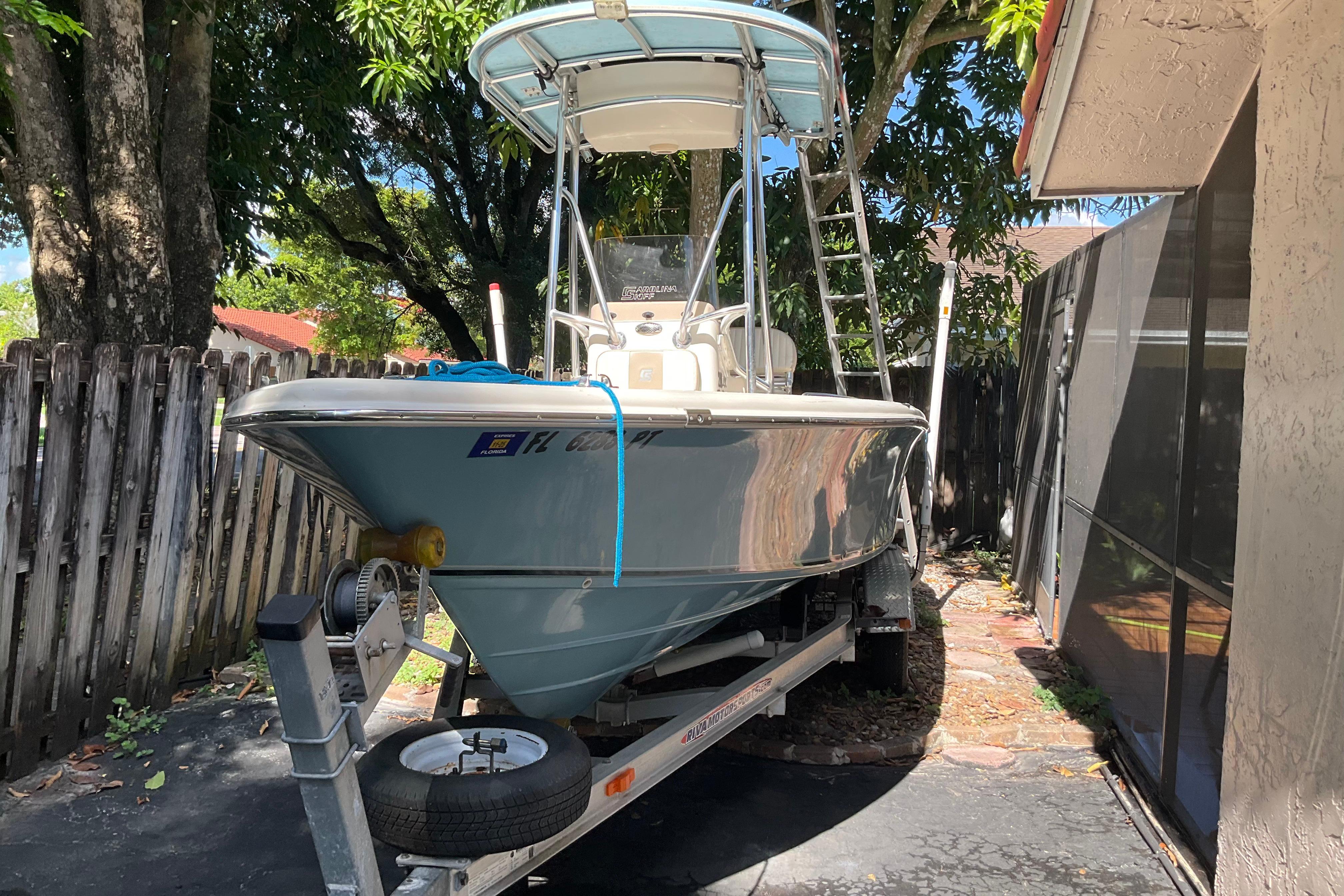 2014 Sea Chaser 210 LX Bay Runner