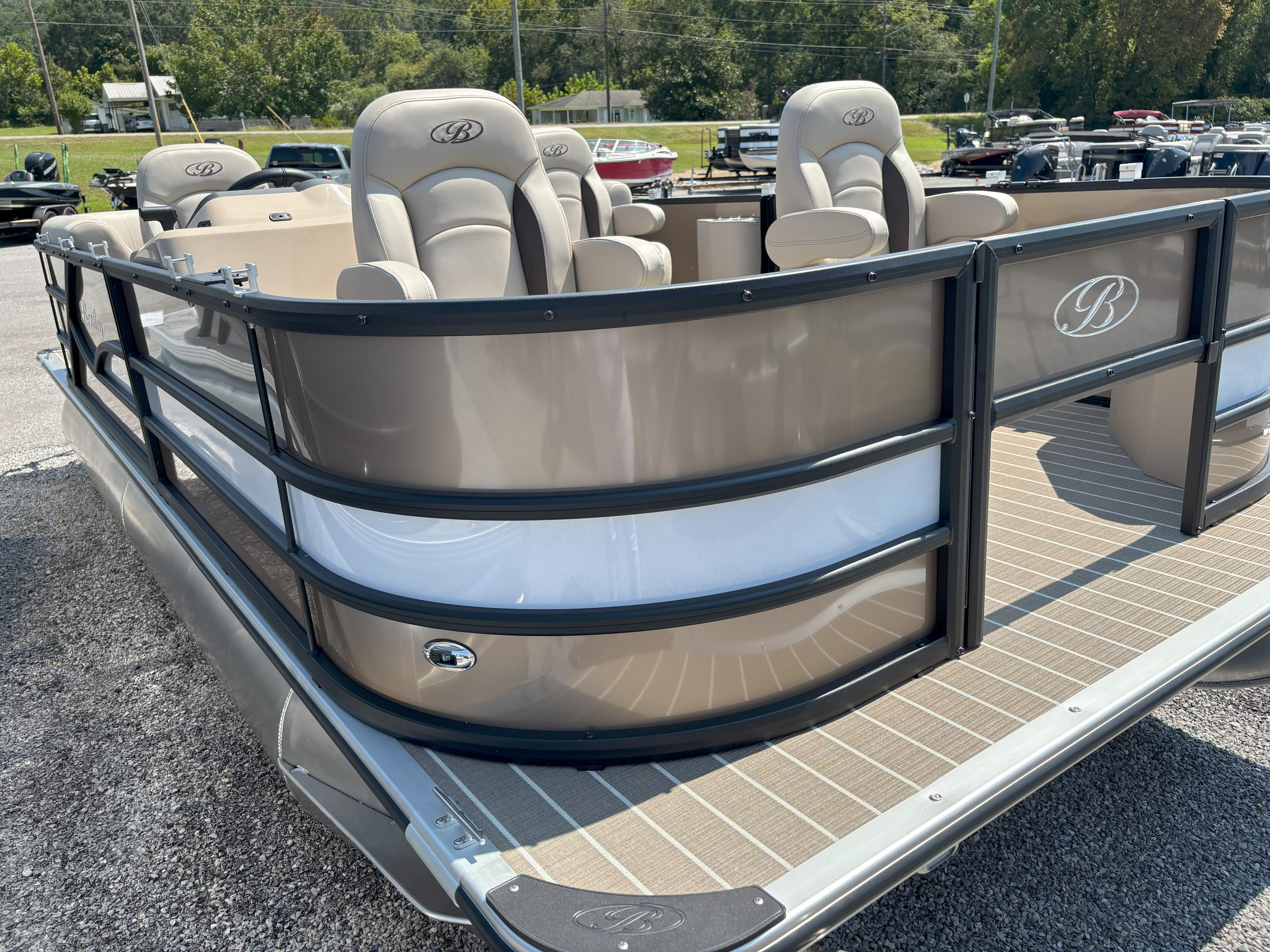 2026 Bentley Pontoons FISH 200 CW