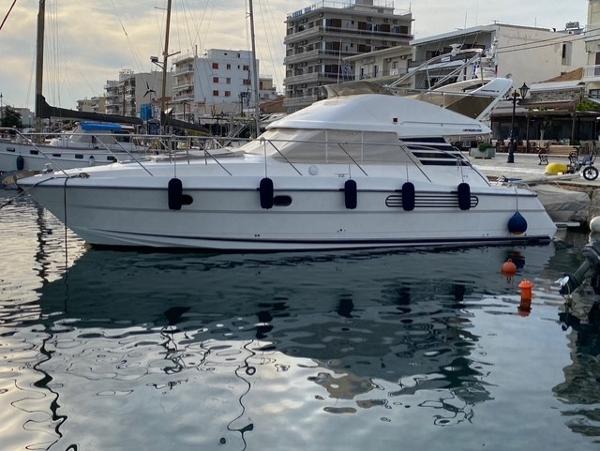 1997 Fairline Phantom 37