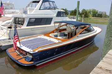 2008 Hinckley Talaria 38R Convertible