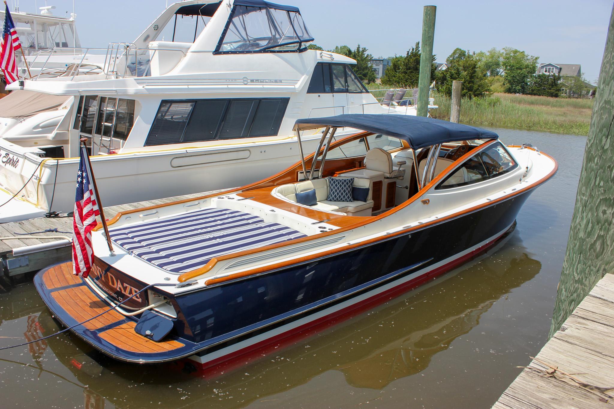 2008 Hinckley Talaria 38R Convertible