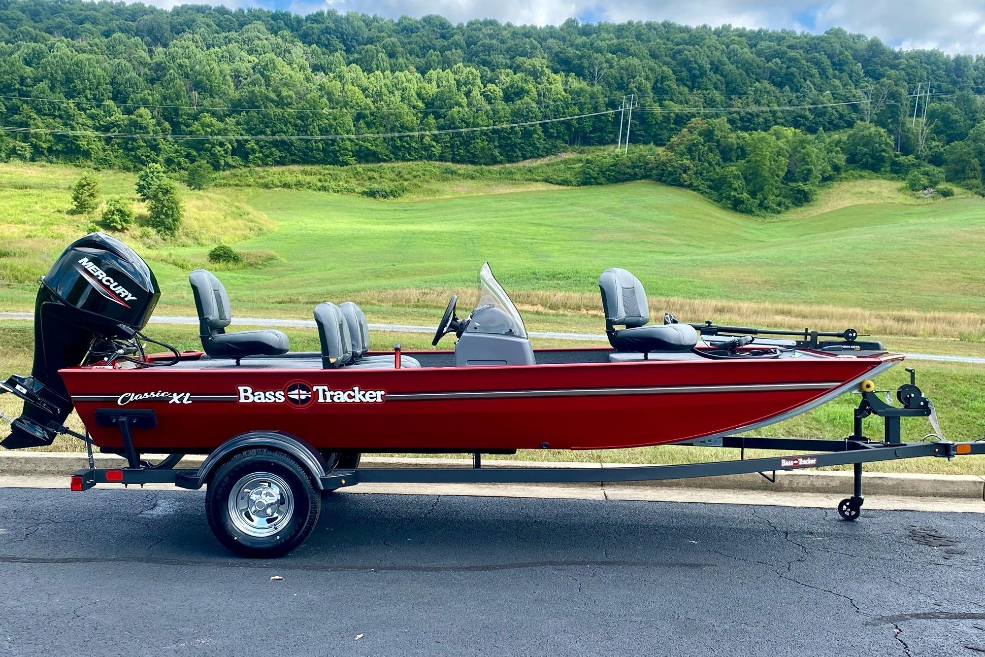 2026 Tracker Bass Tracker Classic XL