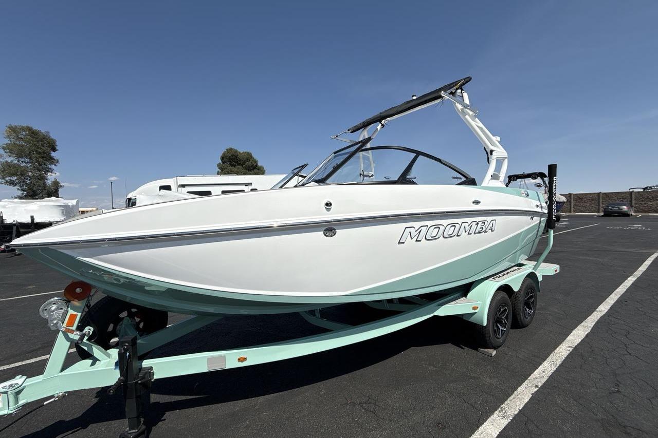2026 Moomba Mondo