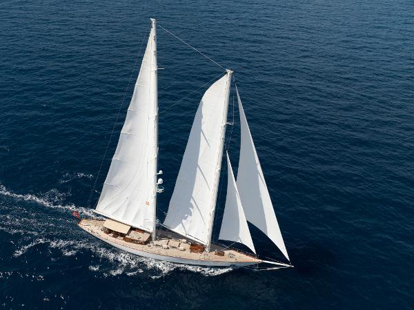 2009 Mengi Yay Schooner