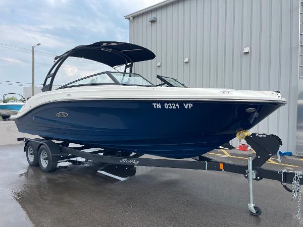 2023 Sea Ray SPX 230