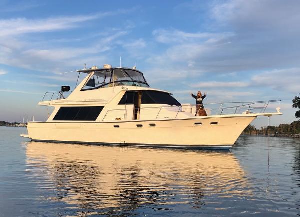 1999 Bayliner 4788 Pilot House Motoryacht