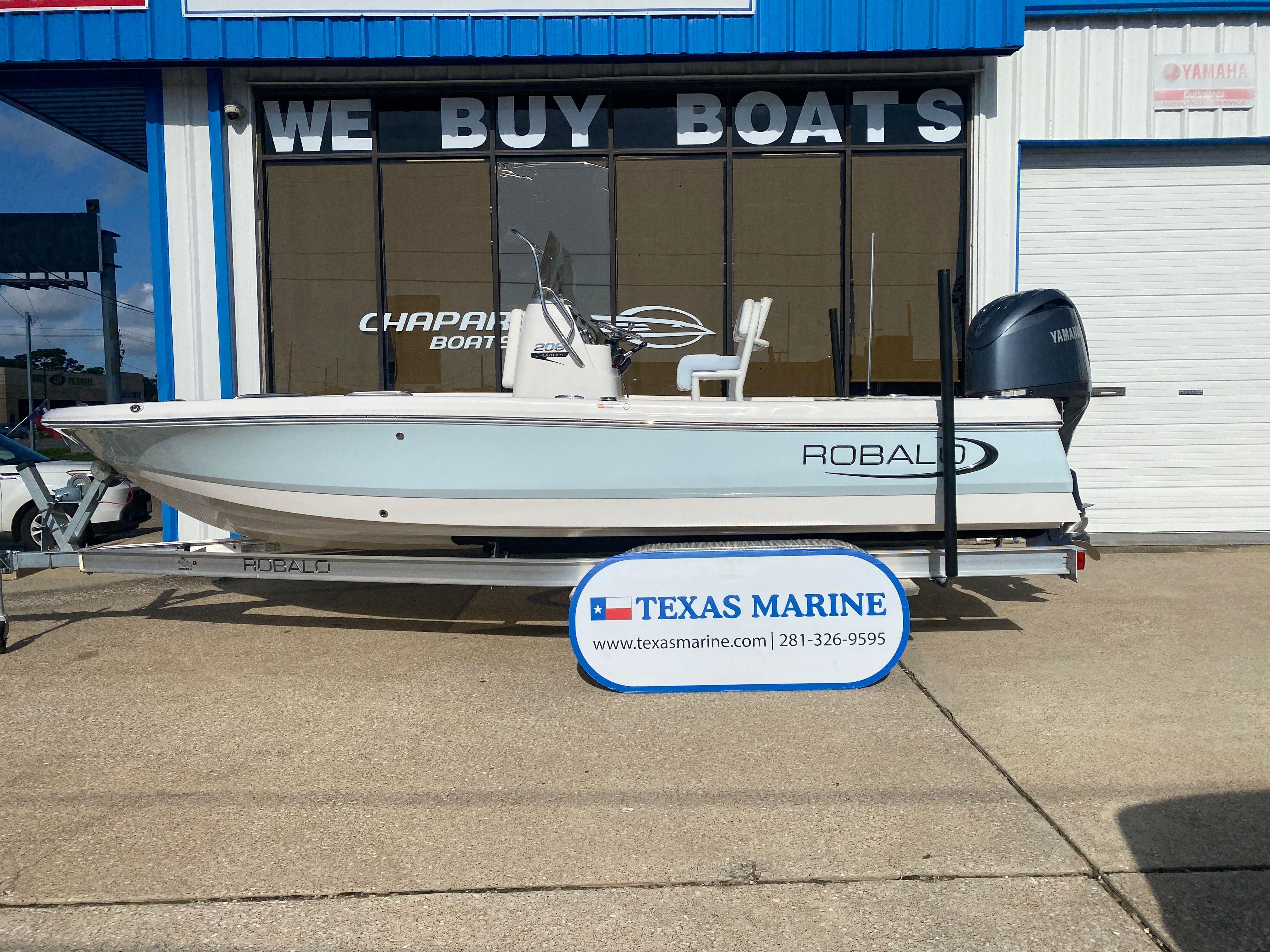 2025 Robalo 206 Cayman