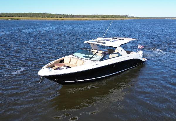 2021 Sea Ray SLX 400 Outboard