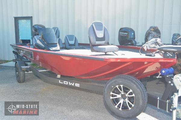 Lowe Stinger 195 Bass 2024 Lowe Stinger 195 Bass boat in red, displayed at Mid-State Marine.