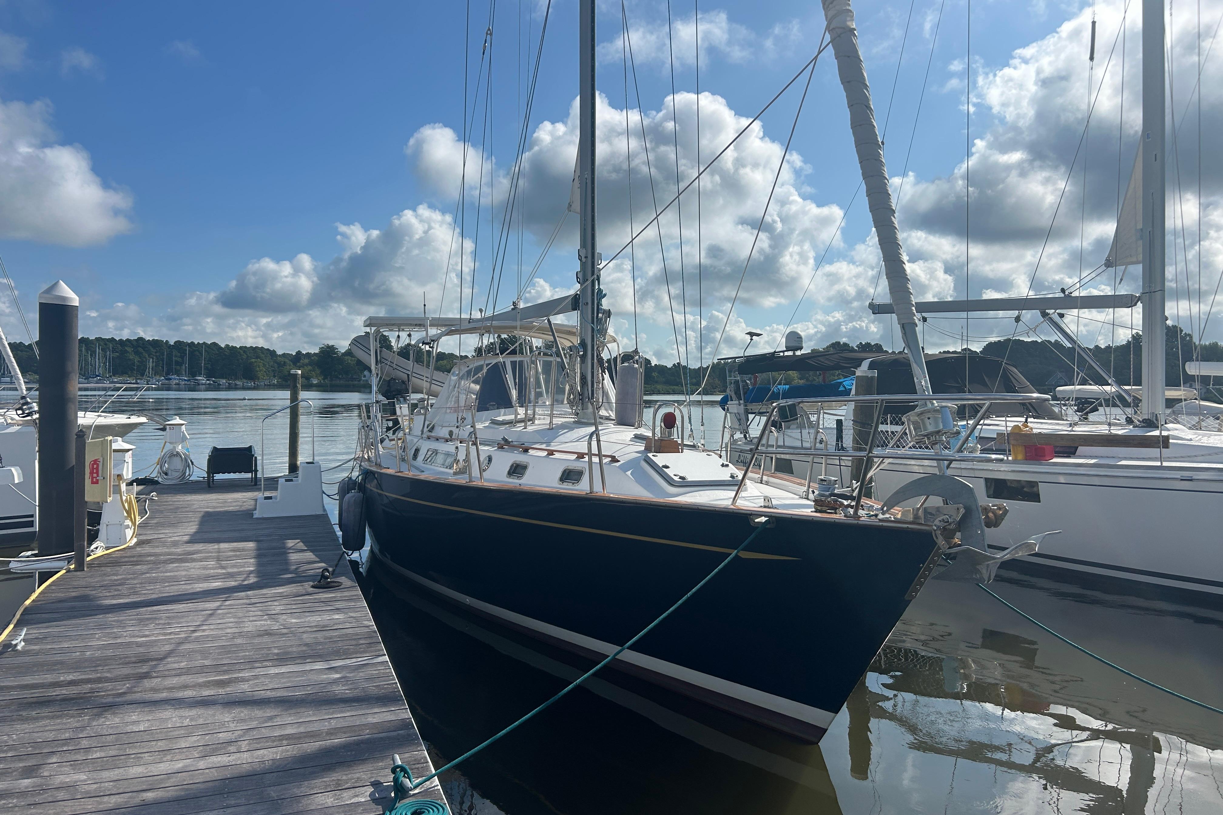 1995 Tayana 48