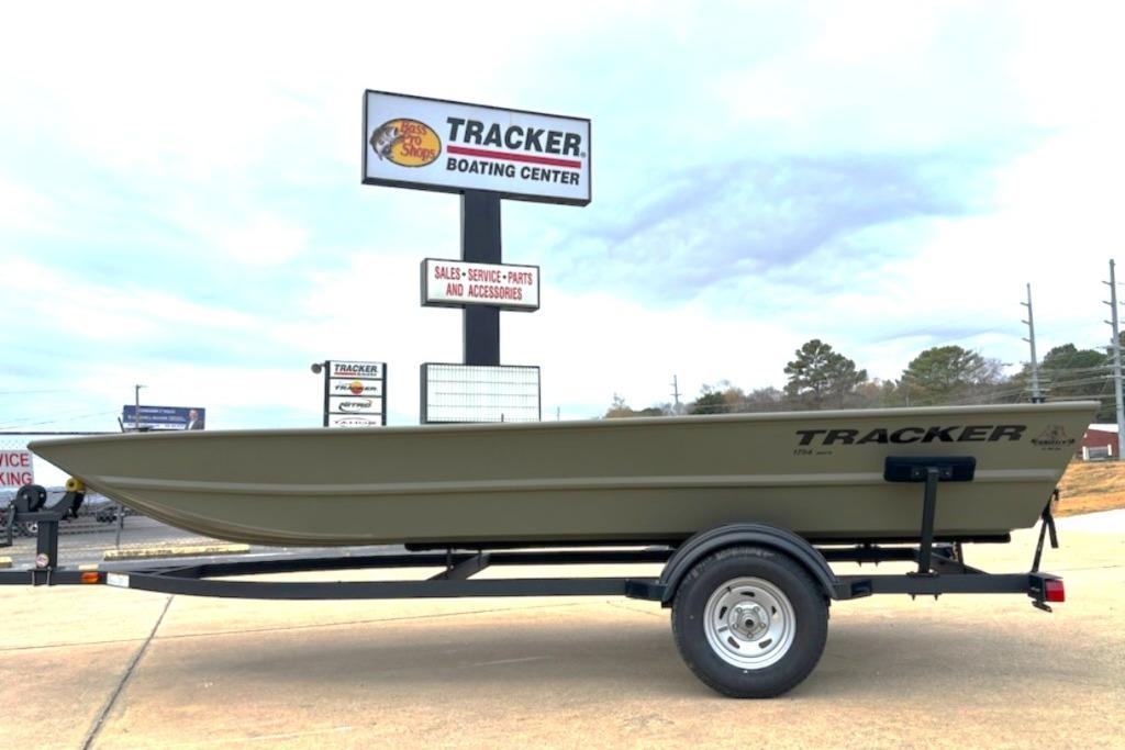 2026 Tracker Grizzly 1754 Utility