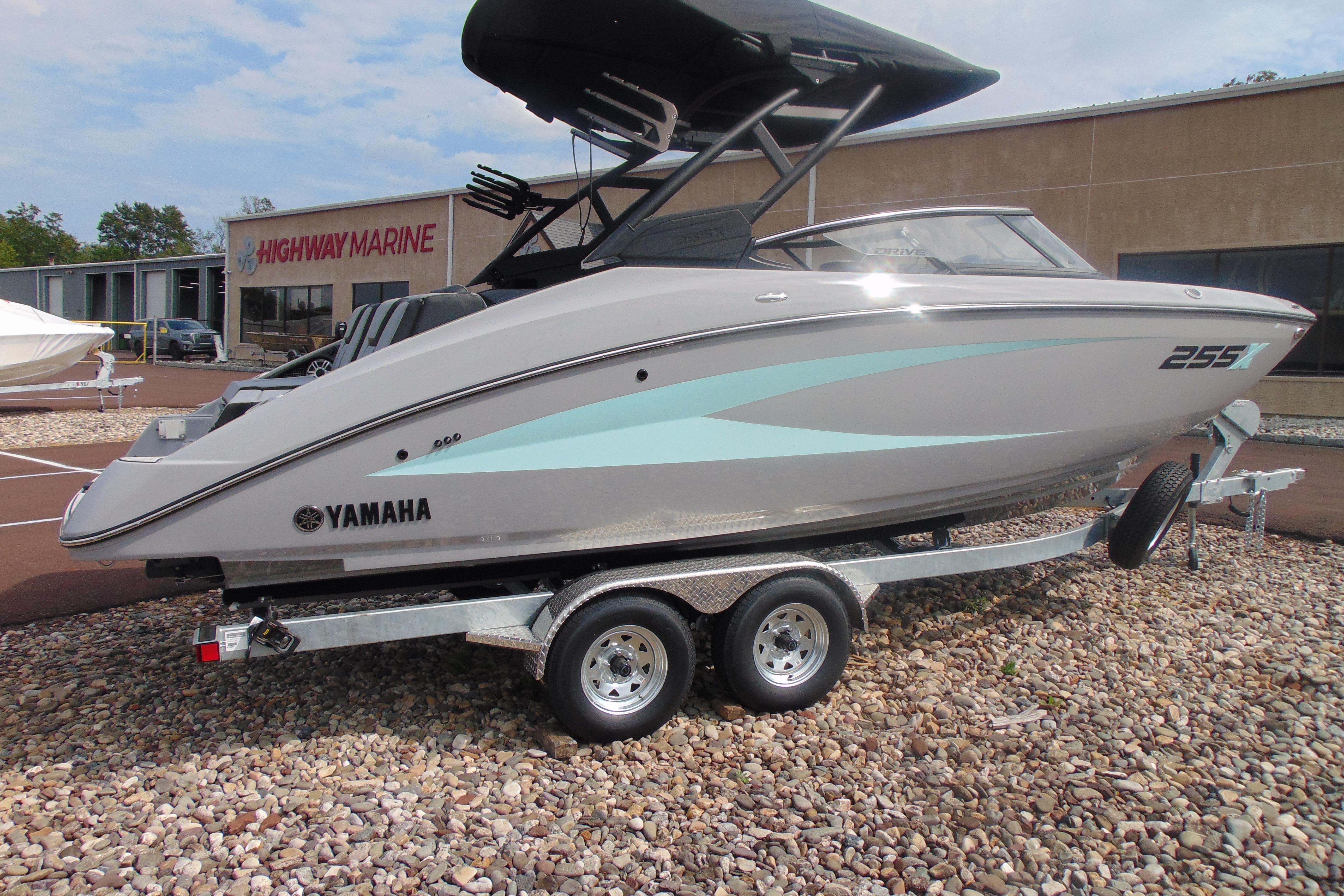 2026 Yamaha Boats 255XD