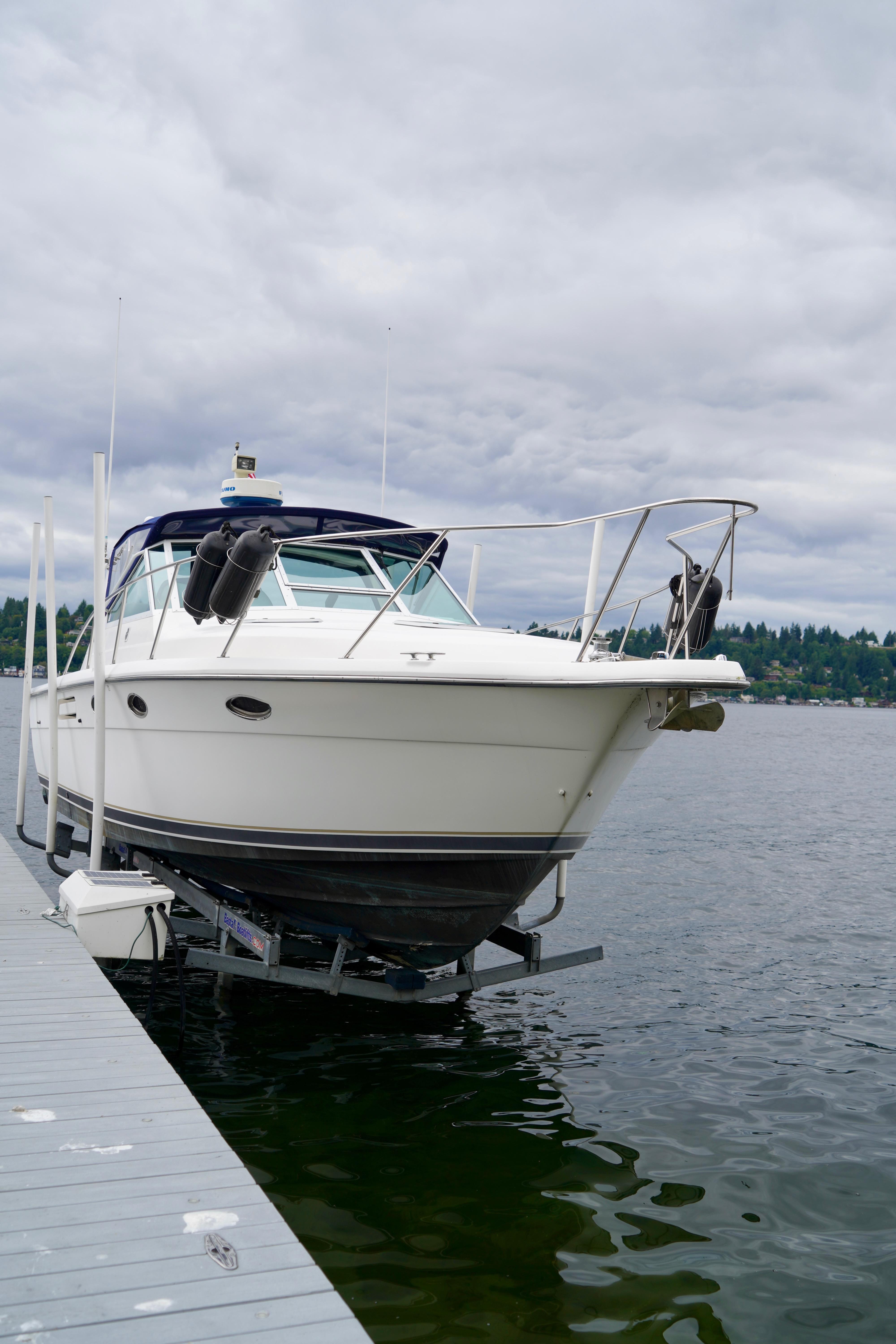 2000 Tiara Yachts 3100 Open