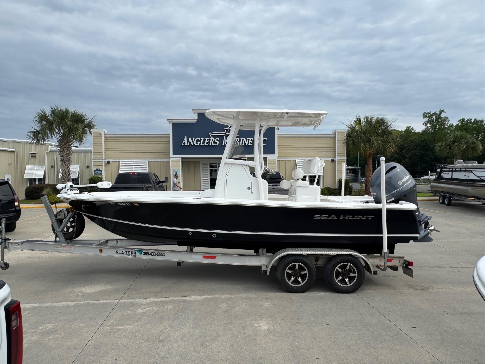 2016 Sea Hunt BX22