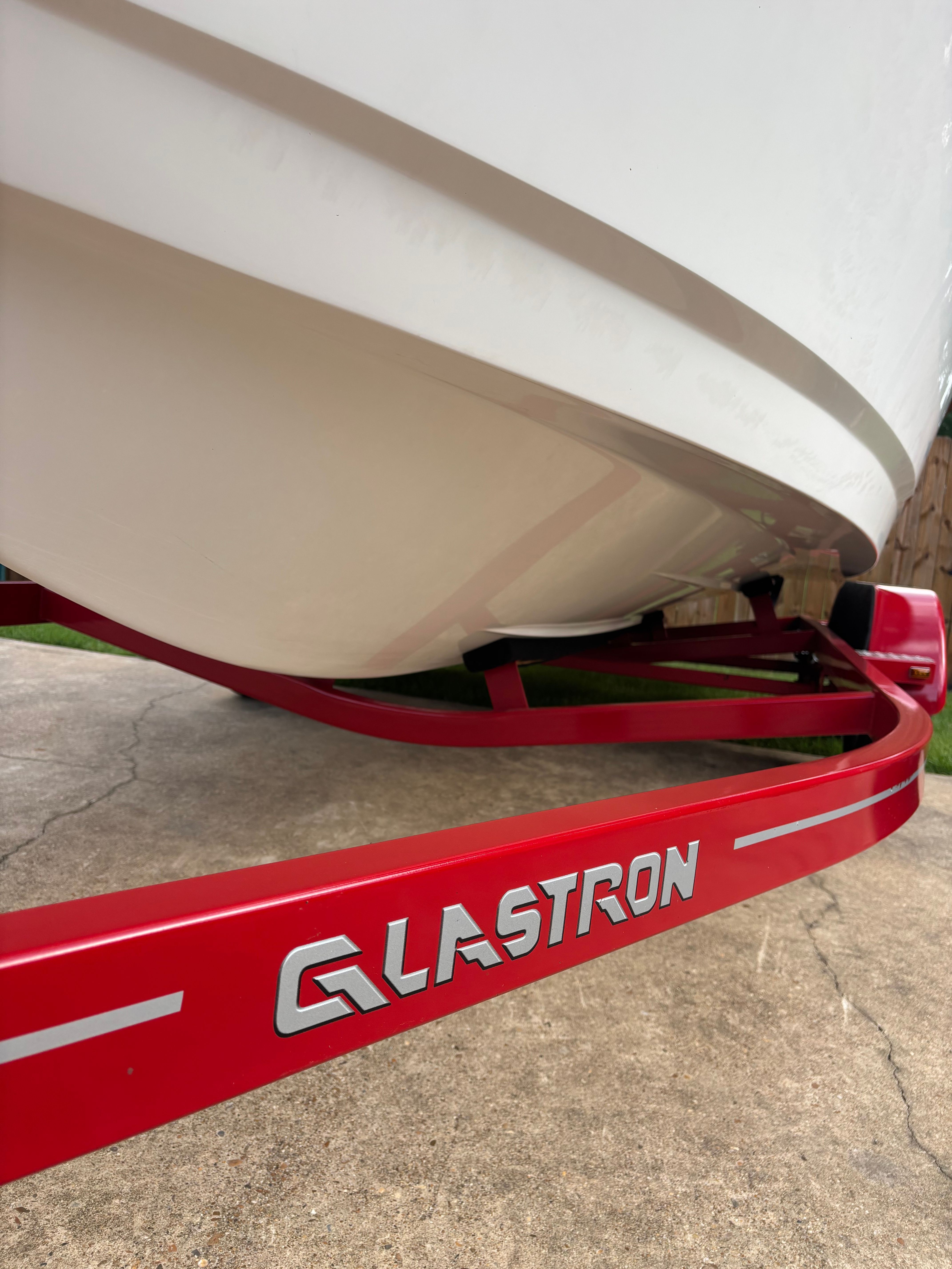 2021 Glastron GX 215