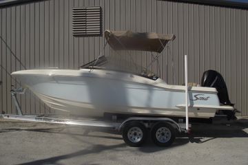 2022 Scout 215 Dorado