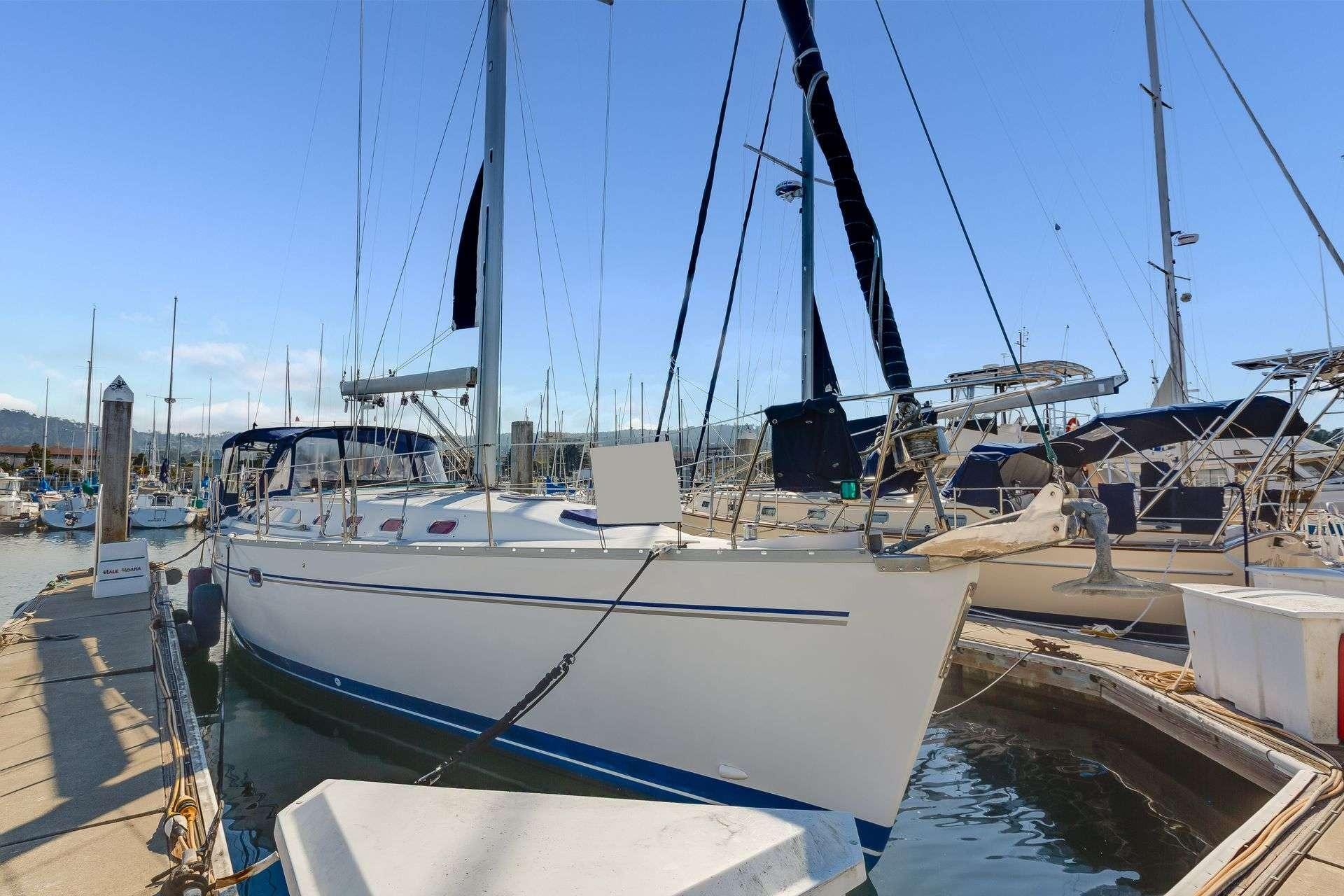 2005 Catalina 470