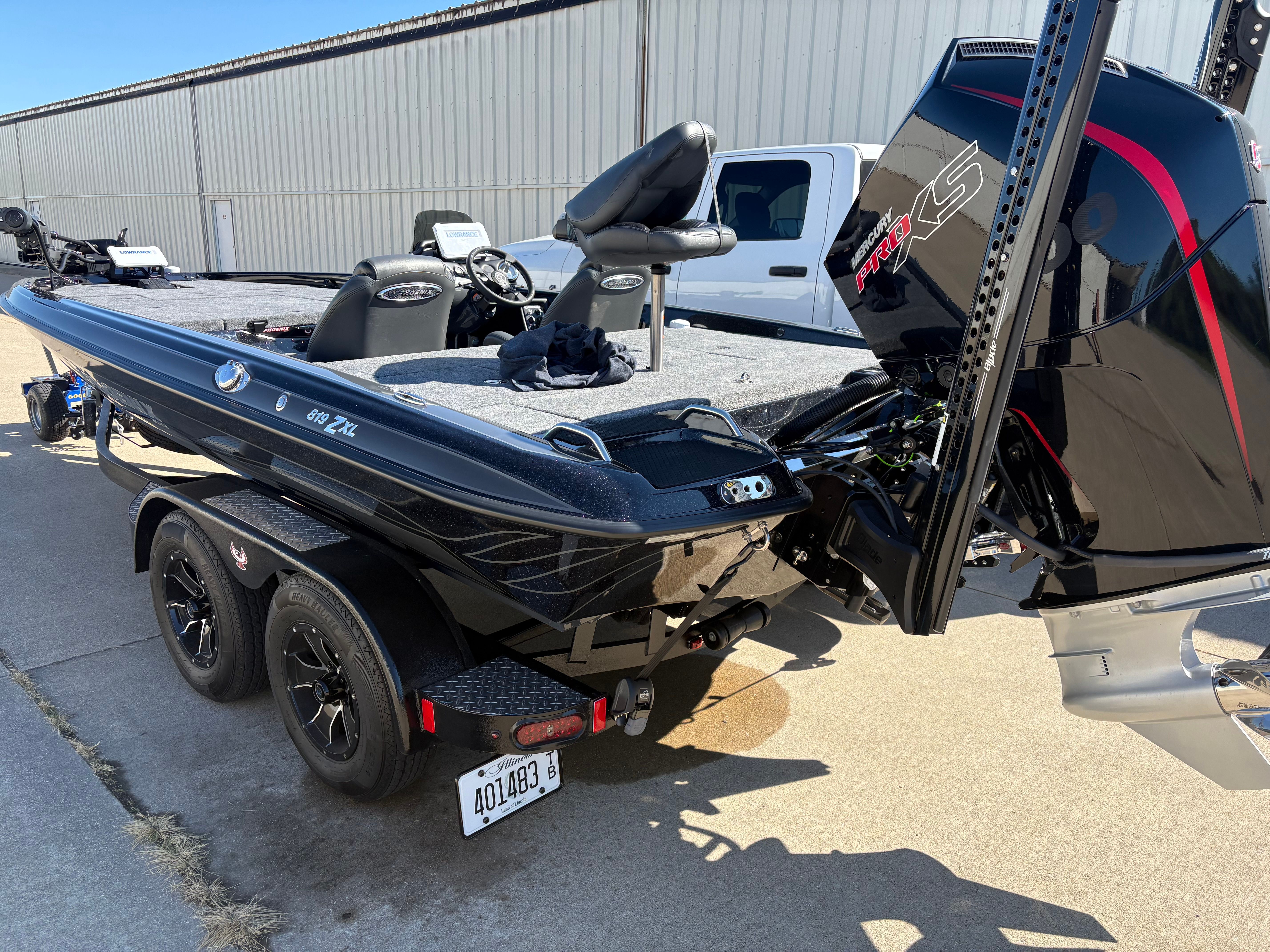 2025 Phoenix 819ZXL