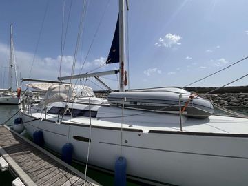 2009 Beneteau Oceanis 37