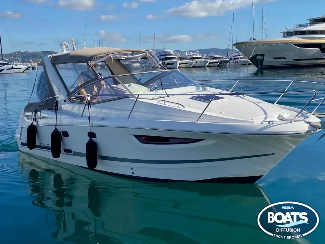2011 Jeanneau Leader 8