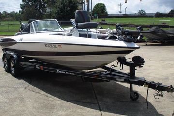 2002 Triton TR-21 SFB